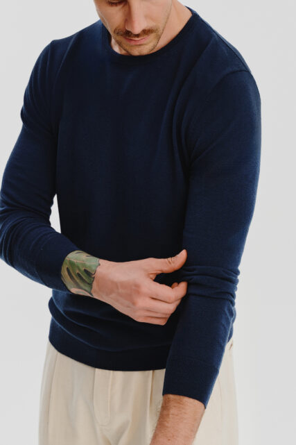 Sweter z Wełny Merino Granatowy Paulo