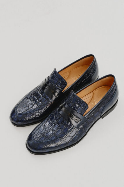 Buty Loafers Granatowe ze Strukturą Aligator Paulo