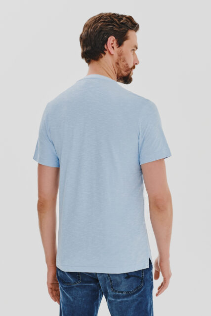 T-shirt Błękitny w Strukturalny Wzór Pierre Cardin