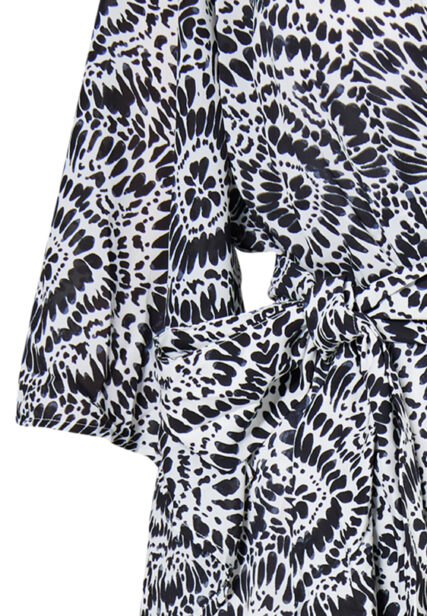 Sukienka Kimono z Printem Biało-Czarna IZIA