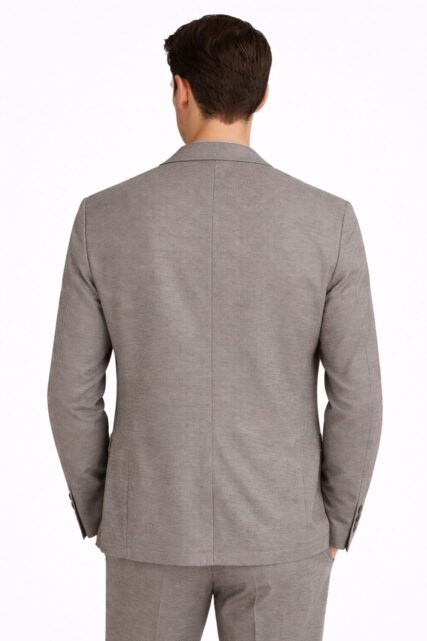 Brązowa Marynarka z Jerseyu Manel Pierre Cardin