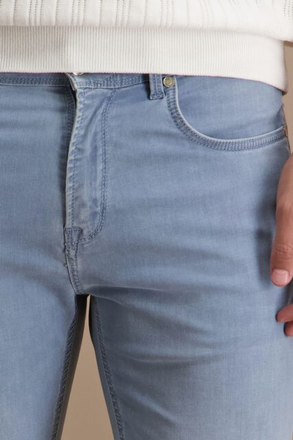 Jasnoniebieskie Jeansy Jack Baldessarini