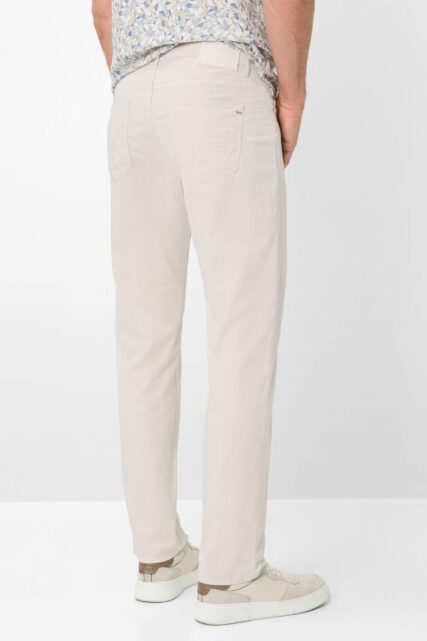 Jasnobeżowe Cienkie Spodnie Cadiz Brax