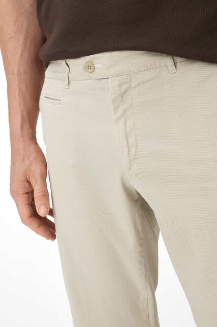 Beżowe Chinosy Everest Brax